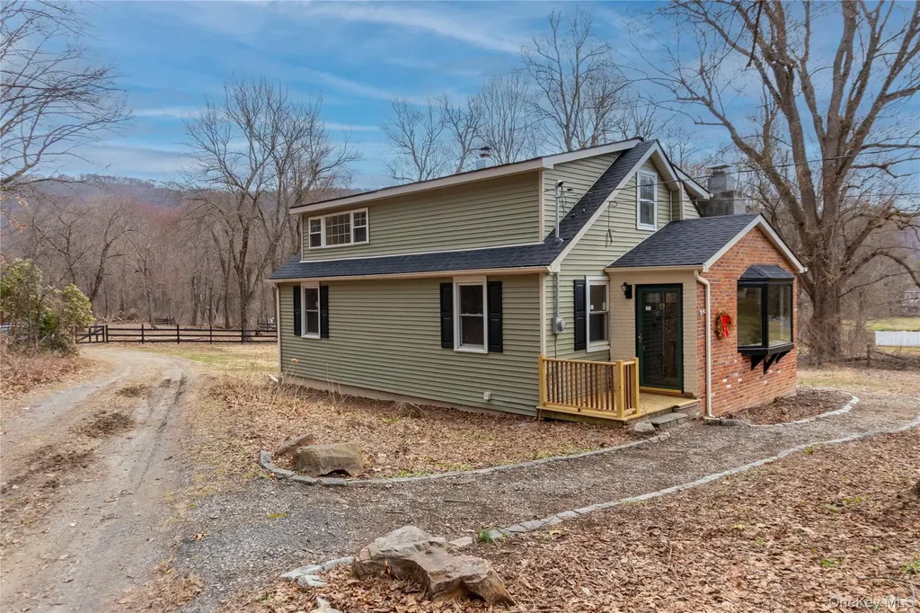 523 Shenandoah Road Hopewell Junction NY 12533