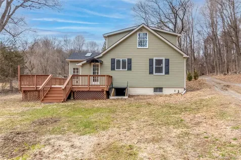 523 Shenandoah Road Hopewell Junction NY 12533
