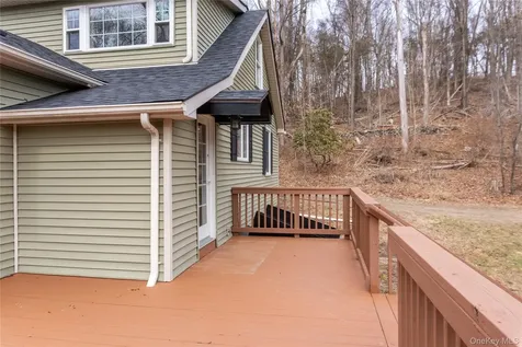 523 Shenandoah Road Hopewell Junction NY 12533