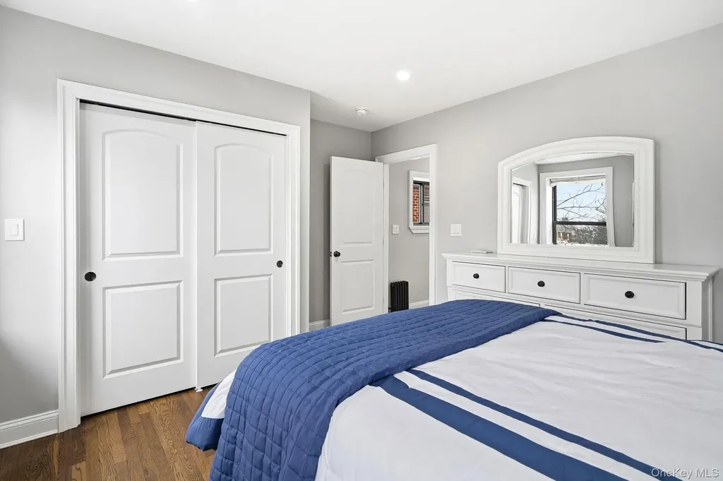 1163 Rhinelander Avenue Bronx NY 10461