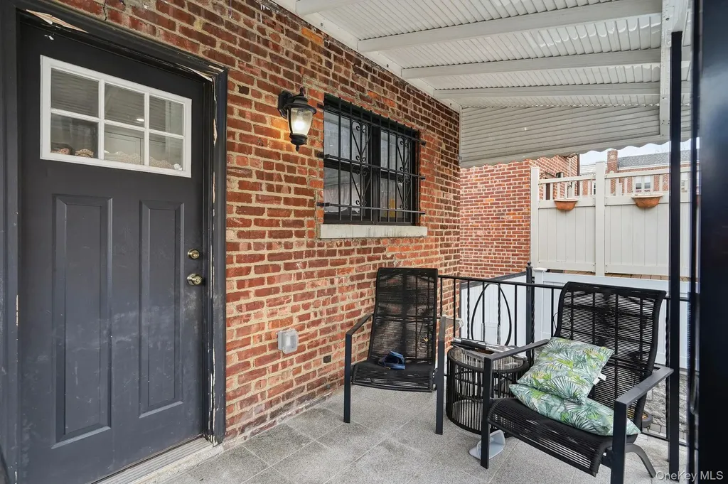 1163 Rhinelander Avenue Bronx NY 10461
