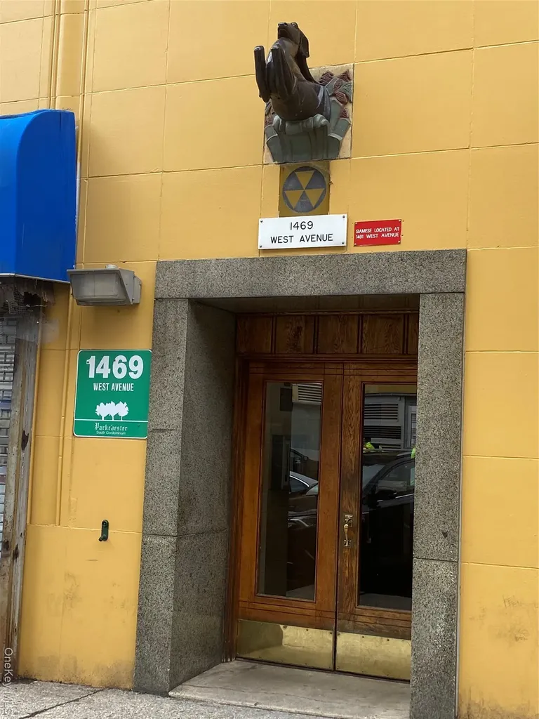 1469 West Avenue Bronx NY 10462