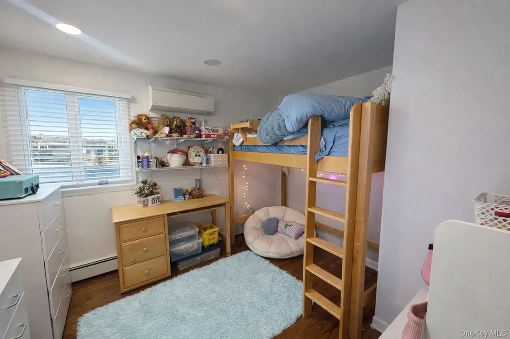 611 West Road Broad Channel NY 11693