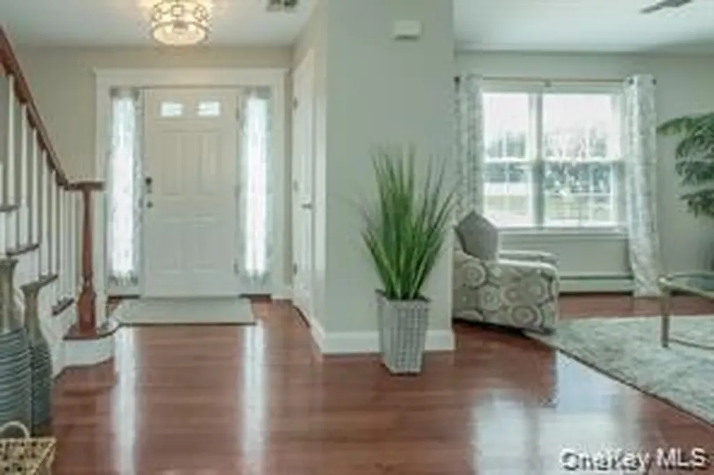 7 Valley Court Call Listing Agent NY 10921