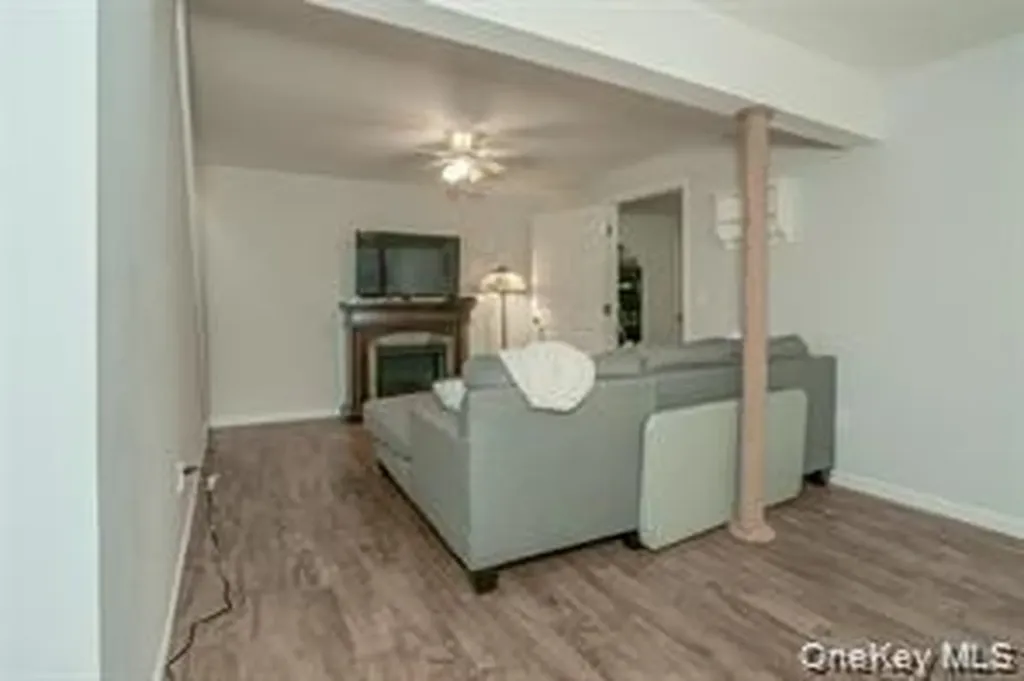 7 Valley Court Call Listing Agent NY 10921