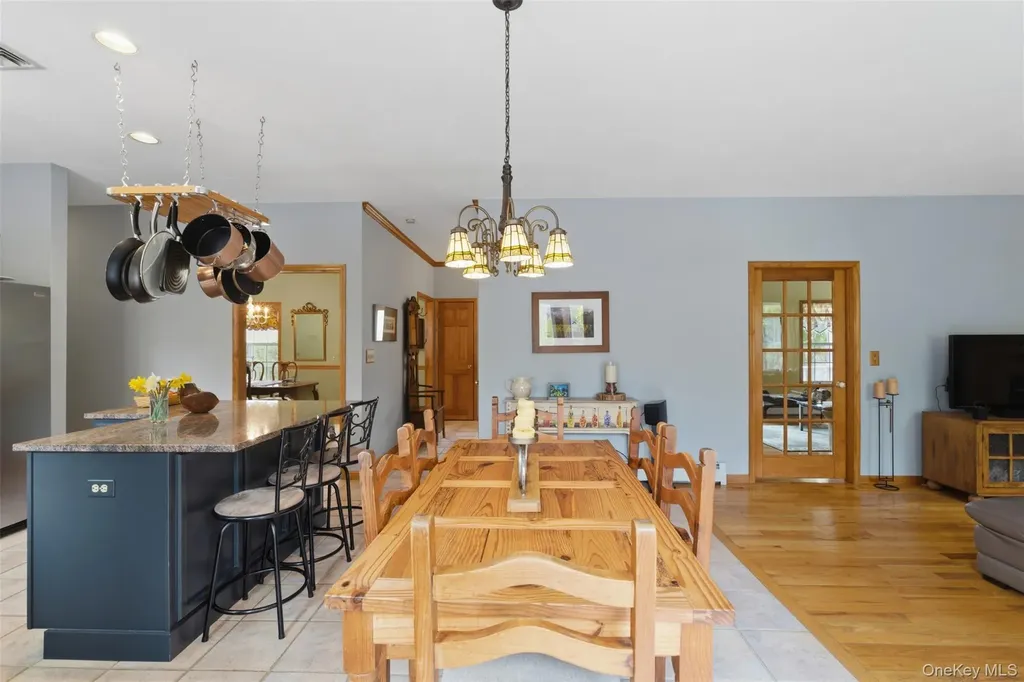17 Woodridge Drive Chester NY 10918
