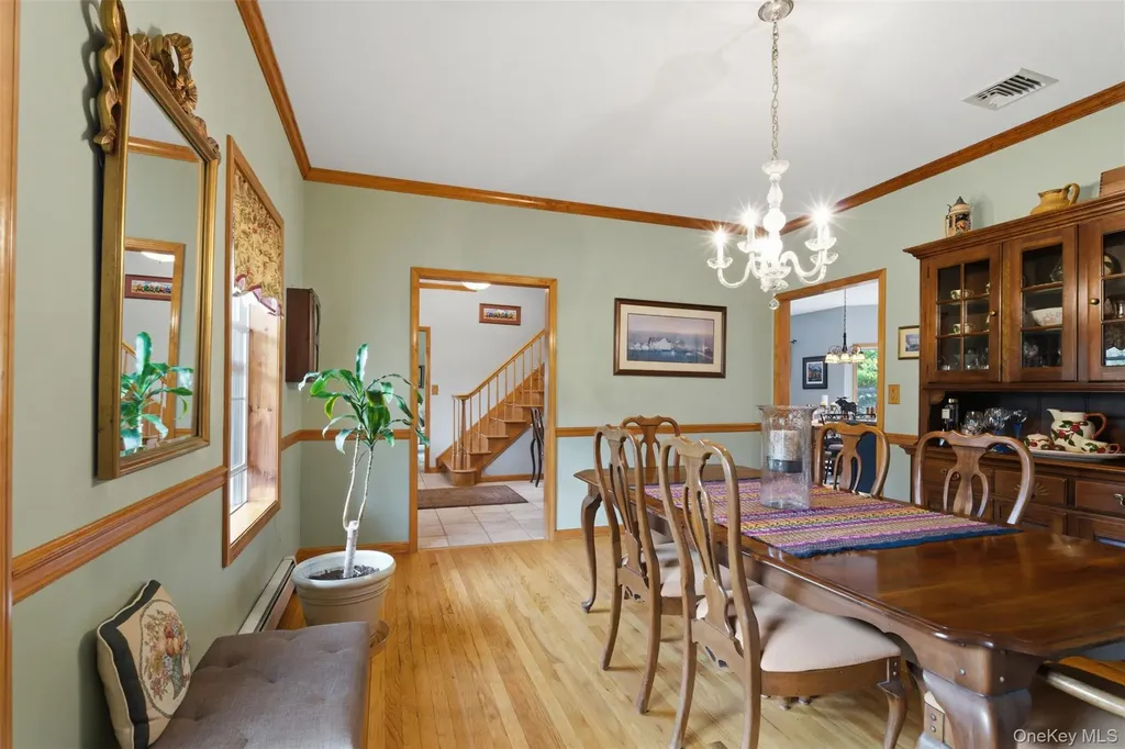 17 Woodridge Drive Chester NY 10918