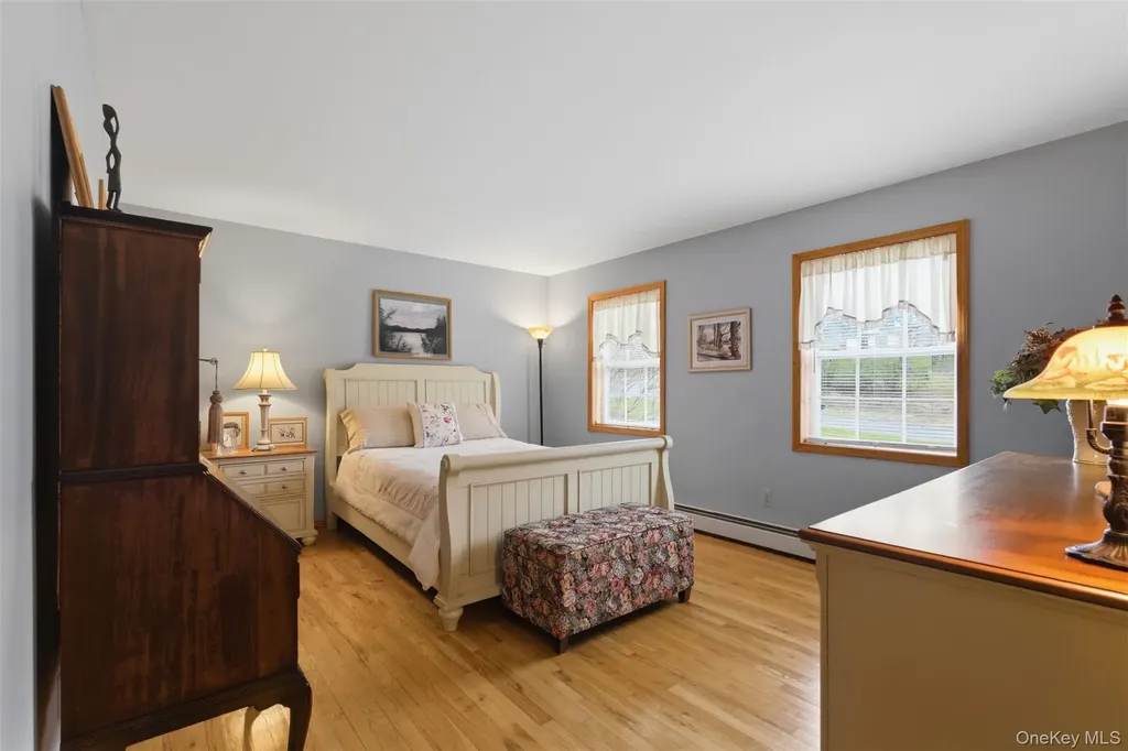 17 Woodridge Drive Chester NY 10918
