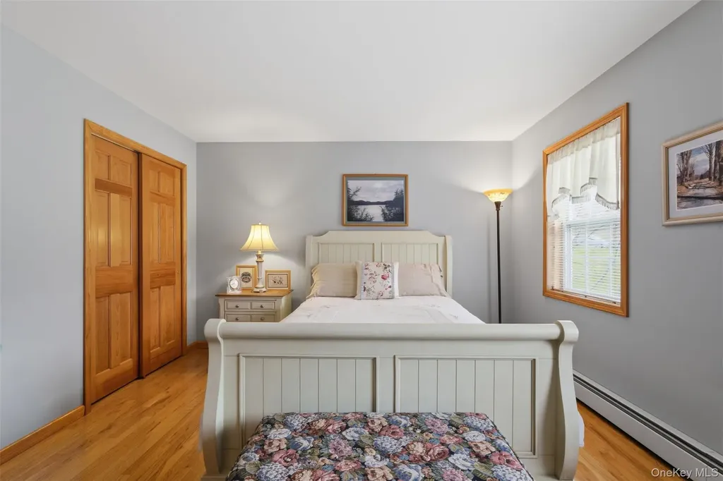 17 Woodridge Drive Chester NY 10918