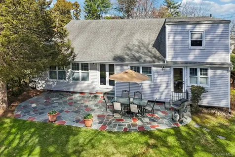 12 Old Oak Road Rye Brook NY 10573