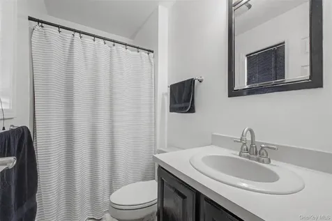 27 Narcissus Drive Mahopac NY 10541