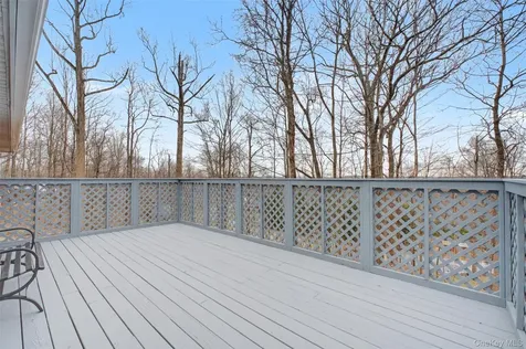 27 Narcissus Drive Mahopac NY 10541