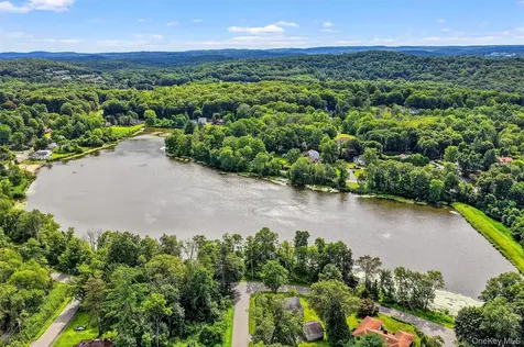 27 Narcissus Drive Mahopac NY 10541
