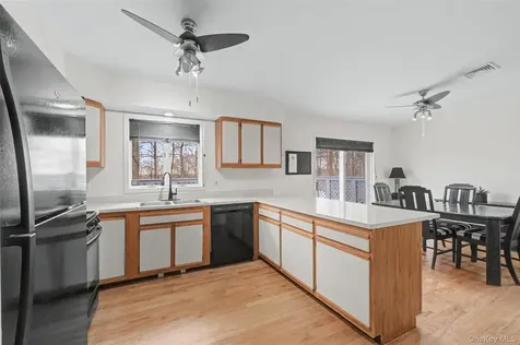 27 Narcissus Drive Mahopac NY 10541