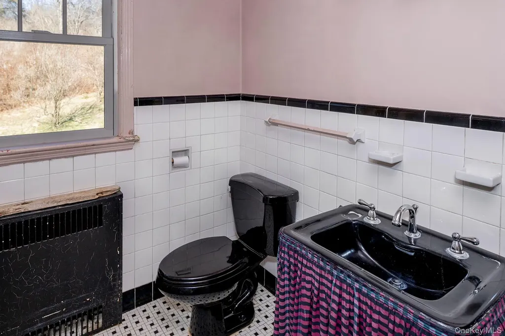 3985 Route 82 Millbrook NY 12545