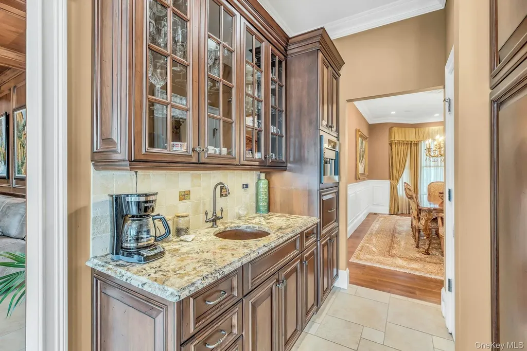 4 Shoal Drive West Islip NY 11795
