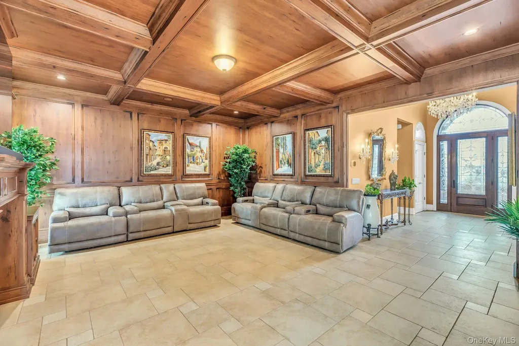 4 Shoal Drive West Islip NY 11795