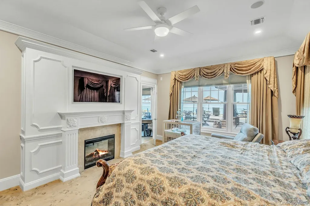 4 Shoal Drive West Islip NY 11795