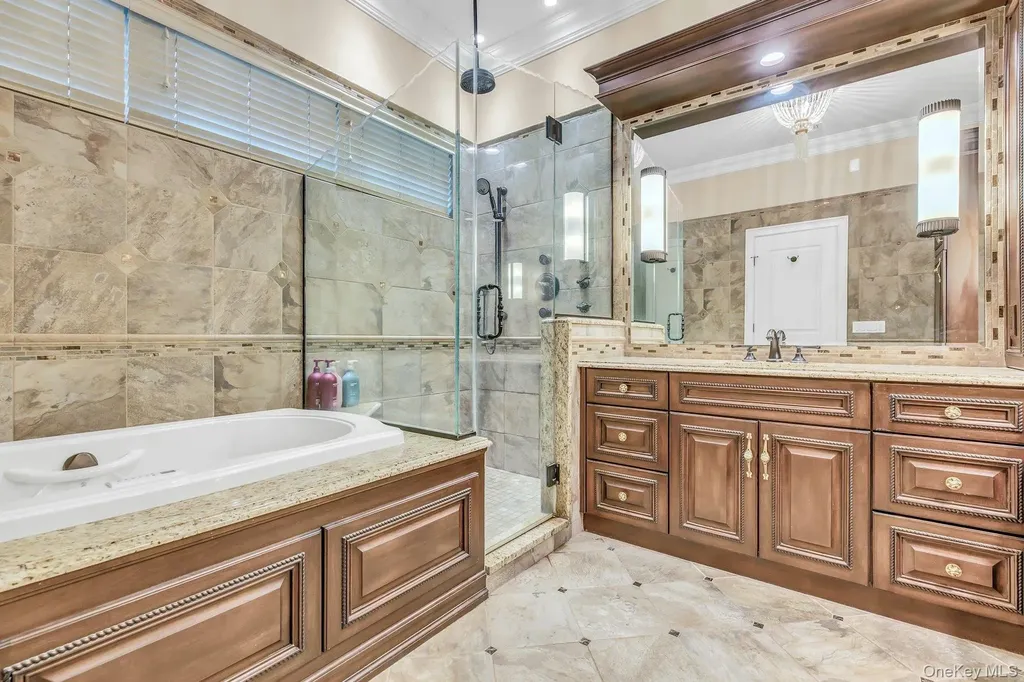 4 Shoal Drive West Islip NY 11795