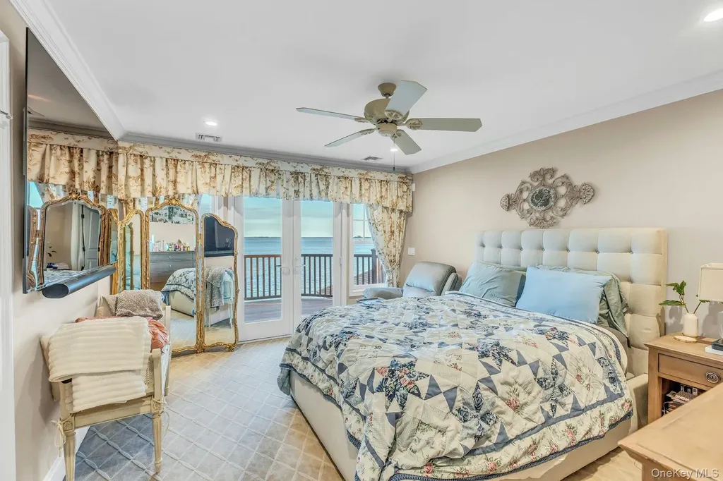 4 Shoal Drive West Islip NY 11795