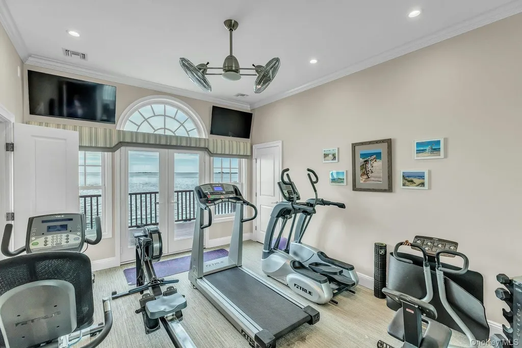 4 Shoal Drive West Islip NY 11795