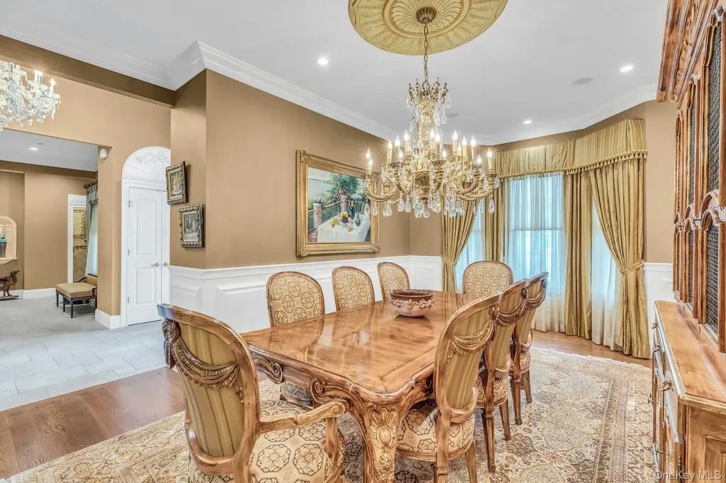 4 Shoal Drive West Islip NY 11795