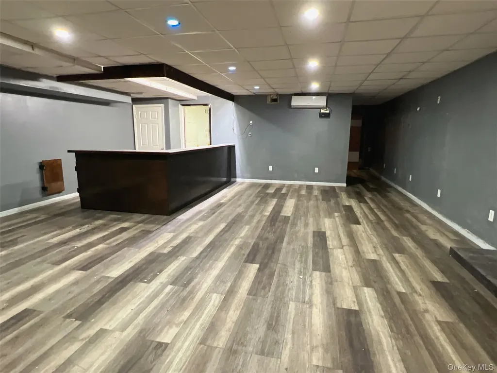 131-48 40th Road Flushing NY 11355