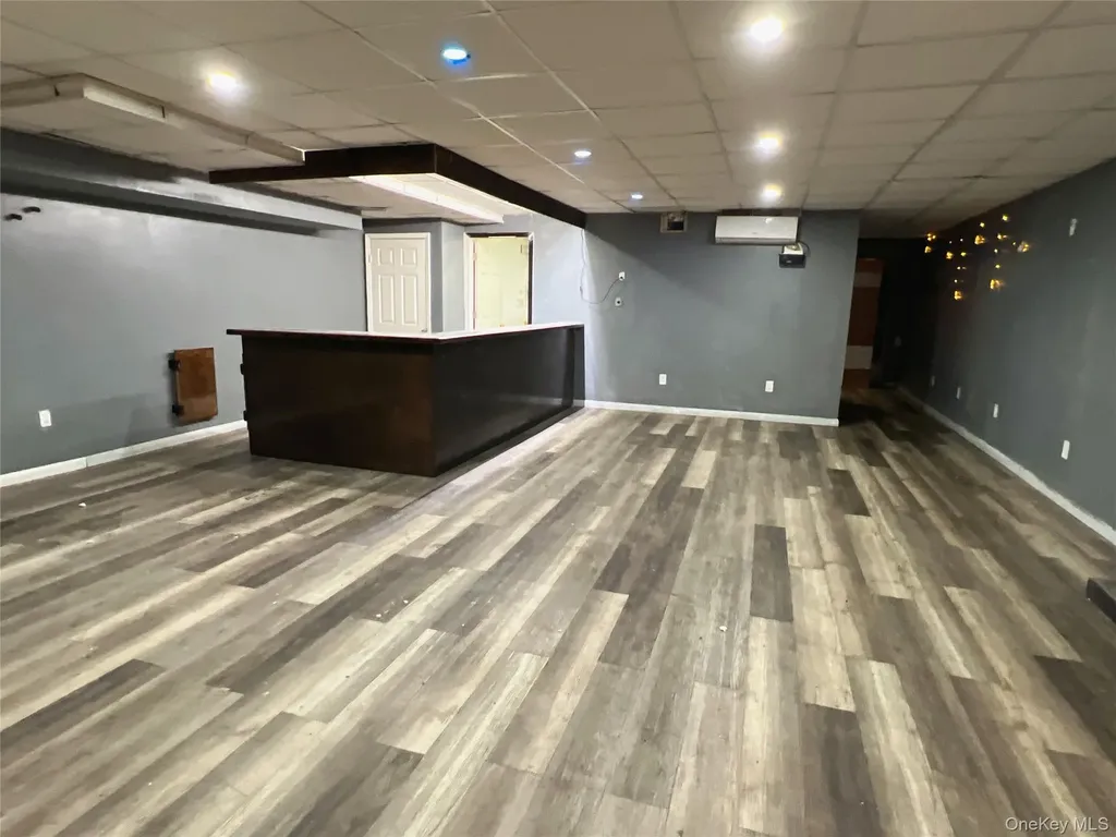 131-48 40th Road Flushing NY 11355