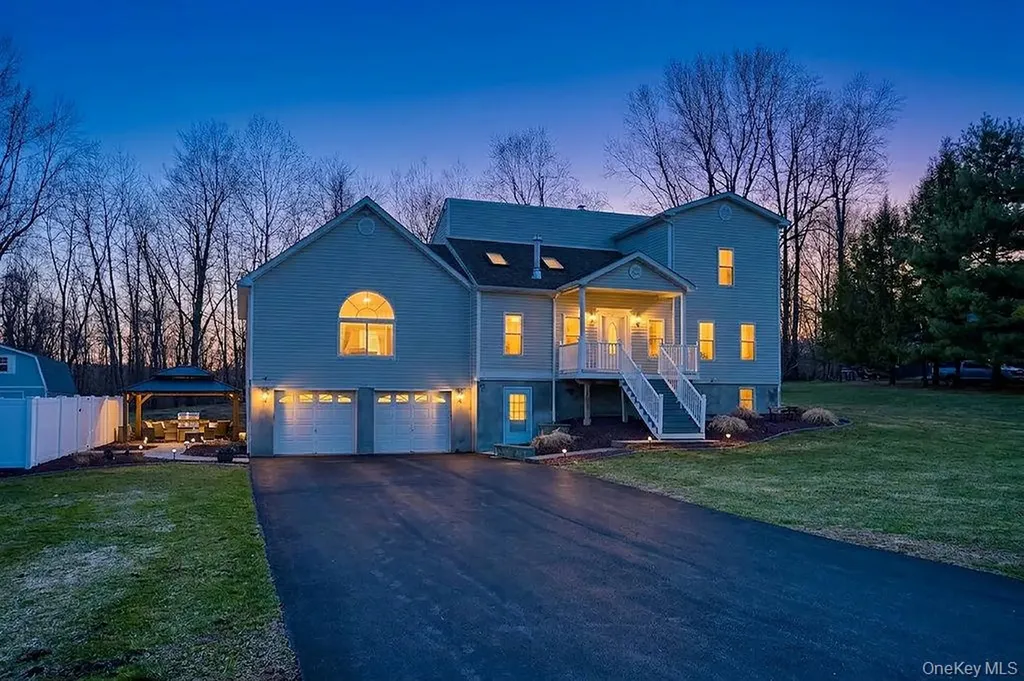 12 Jay Lane Hopewell Junction NY 12533