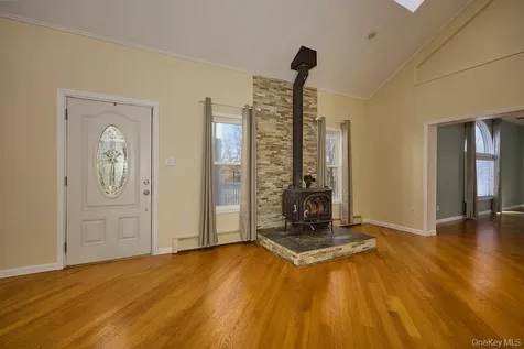 12 Jay Lane Hopewell Junction NY 12533