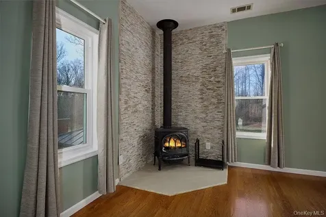 12 Jay Lane Hopewell Junction NY 12533