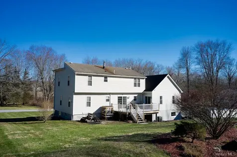 12 Jay Lane Hopewell Junction NY 12533
