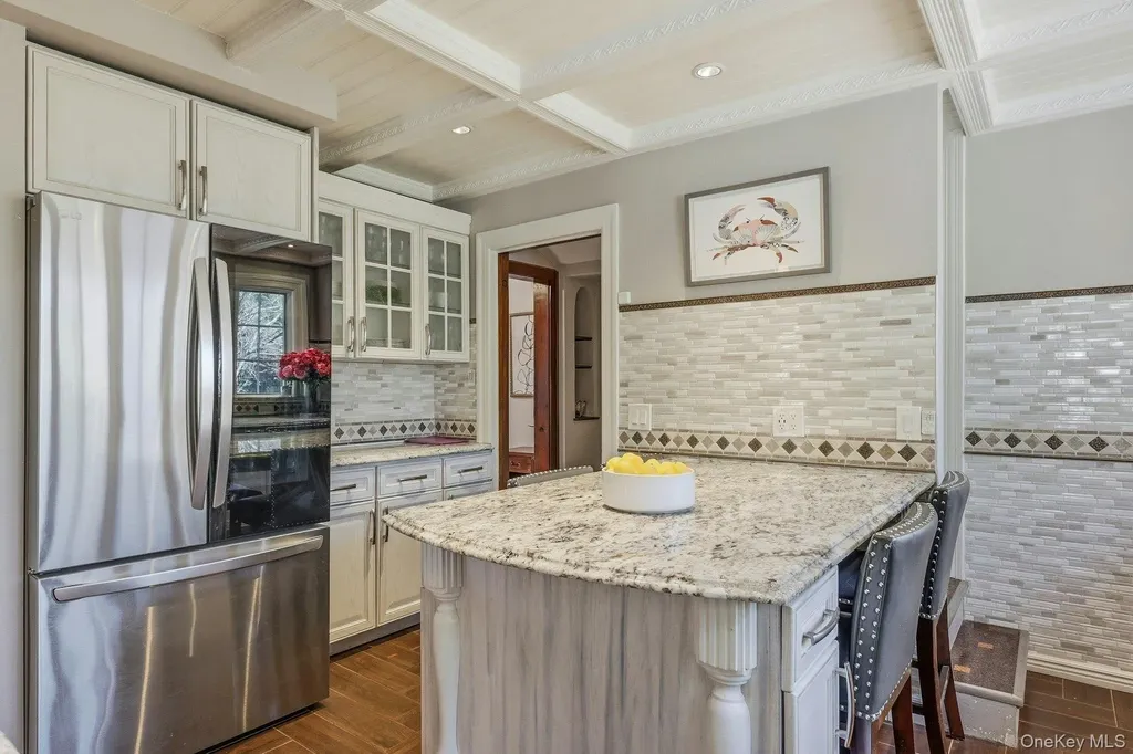 6 Janssen Drive Manhasset NY 11030