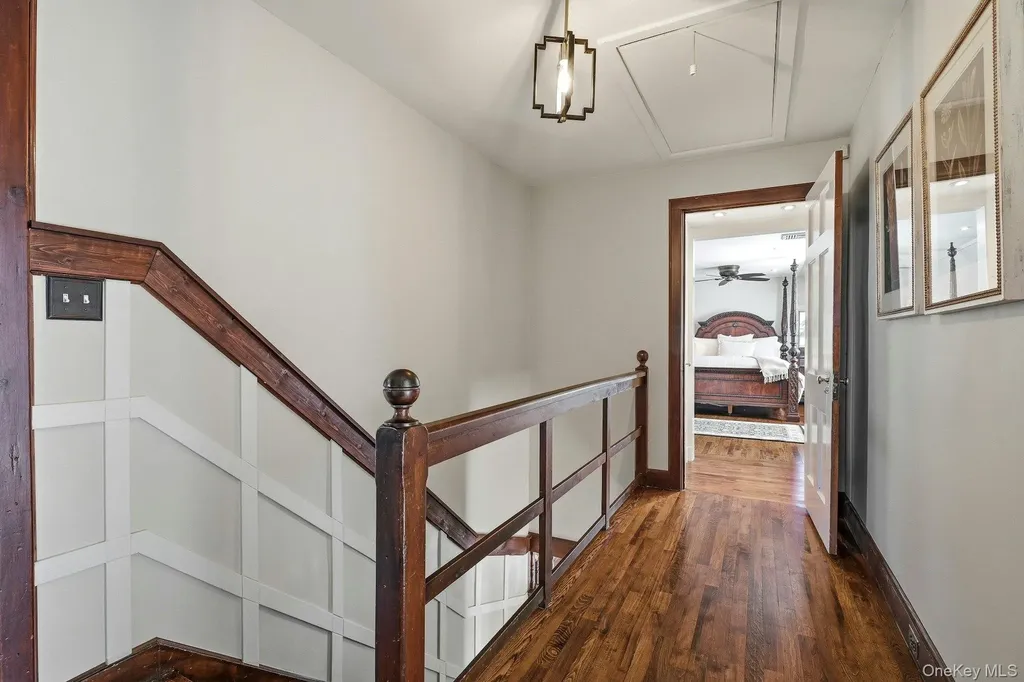6 Janssen Drive Manhasset NY 11030