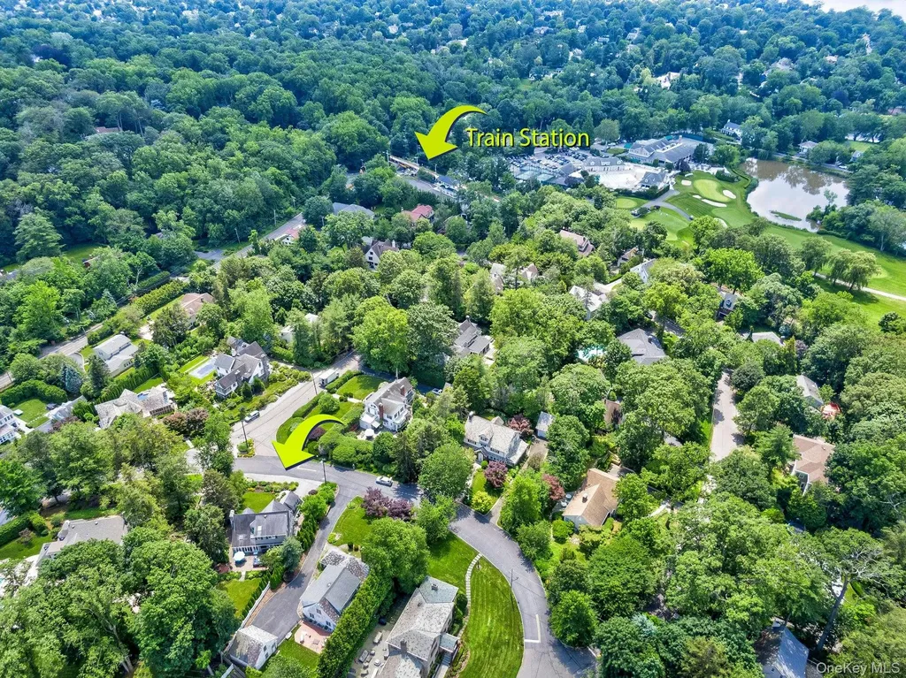 6 Janssen Drive Manhasset NY 11030