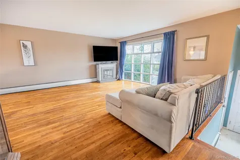 163 School Lane Lido Beach NY 11561