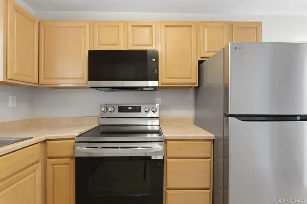 614 Fox Run Lane Carmel NY 10512