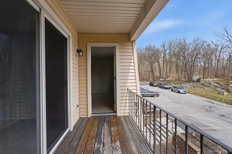614 Fox Run Lane Carmel NY 10512