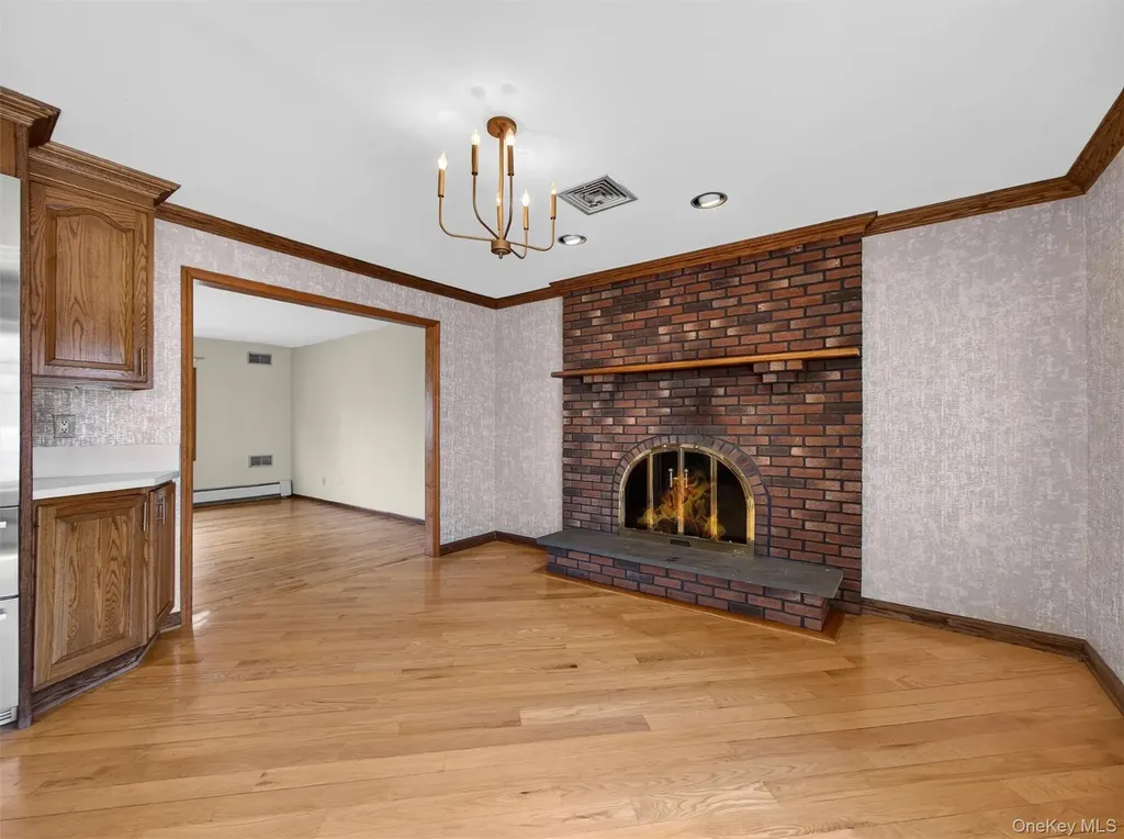 45 Maplewood Boulevard Suffern NY 10901