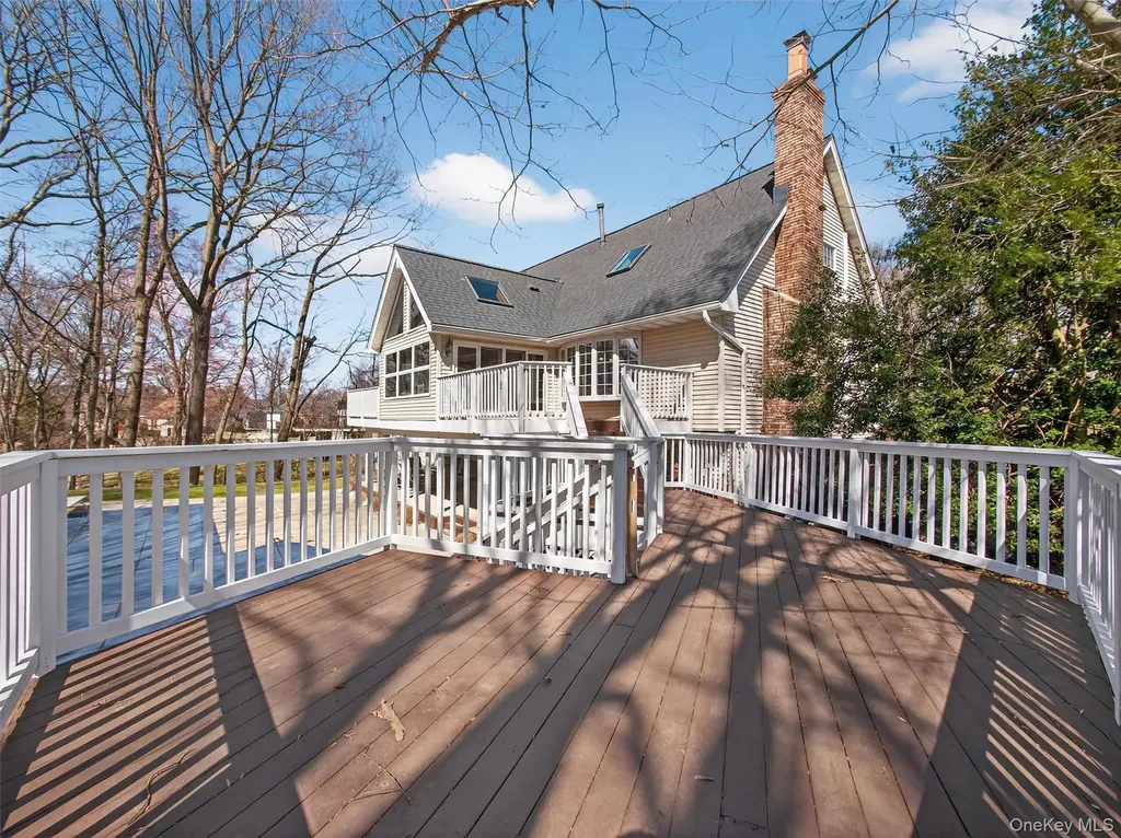 45 Maplewood Boulevard Suffern NY 10901