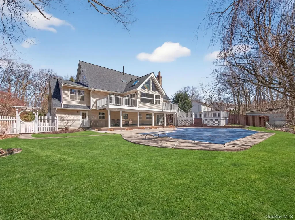 45 Maplewood Boulevard Suffern NY 10901