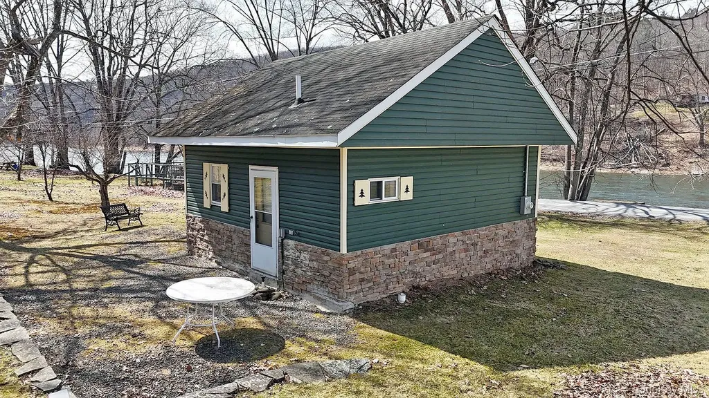 860 River Road Callicoon NY 12723