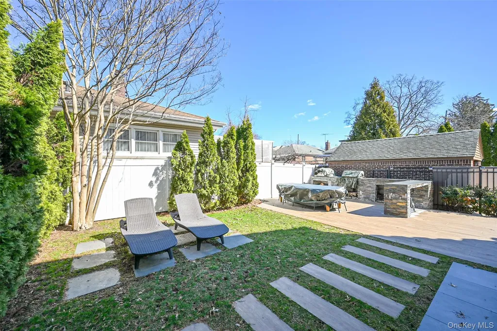 165-05 67th Avenue Fresh Meadows NY 11365
