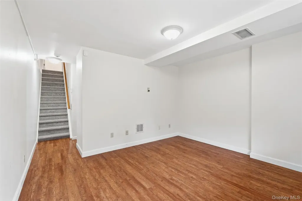 17 Knoll View Ossining NY 10562