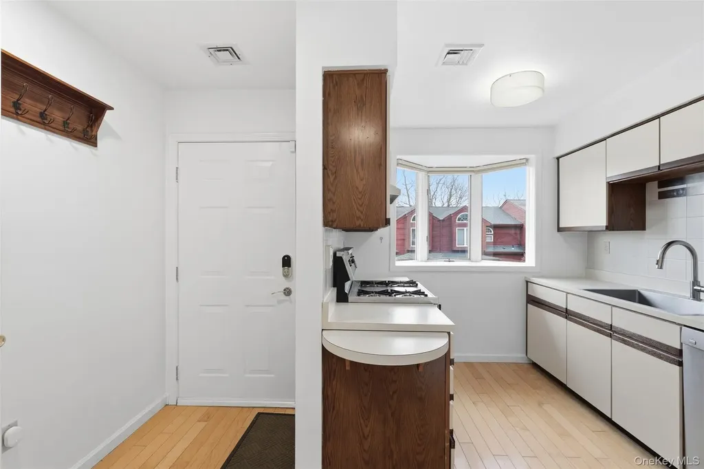 17 Knoll View Ossining NY 10562