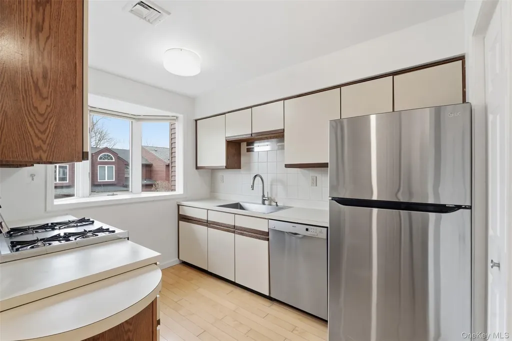 17 Knoll View Ossining NY 10562