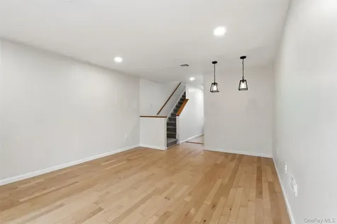 17 Knoll View Ossining NY 10562