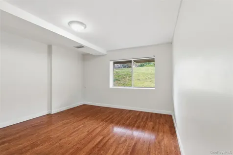 17 Knoll View Ossining NY 10562