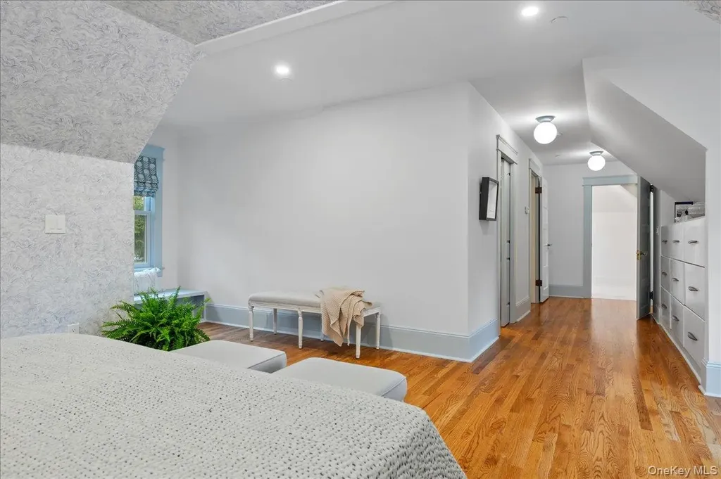 33 Young Avenue Pelham NY 10803