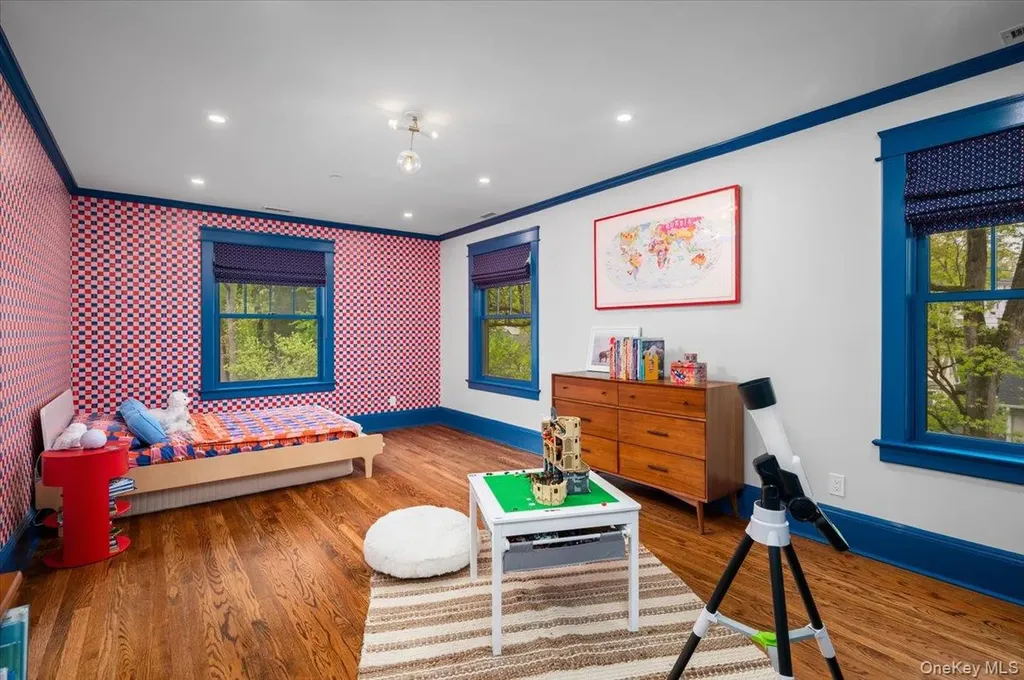 33 Young Avenue Pelham NY 10803